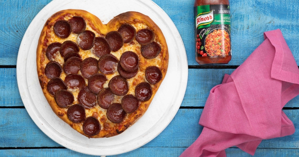 Kalp Şeklinde Pizza Tarifi I Nasıl Yapılır?